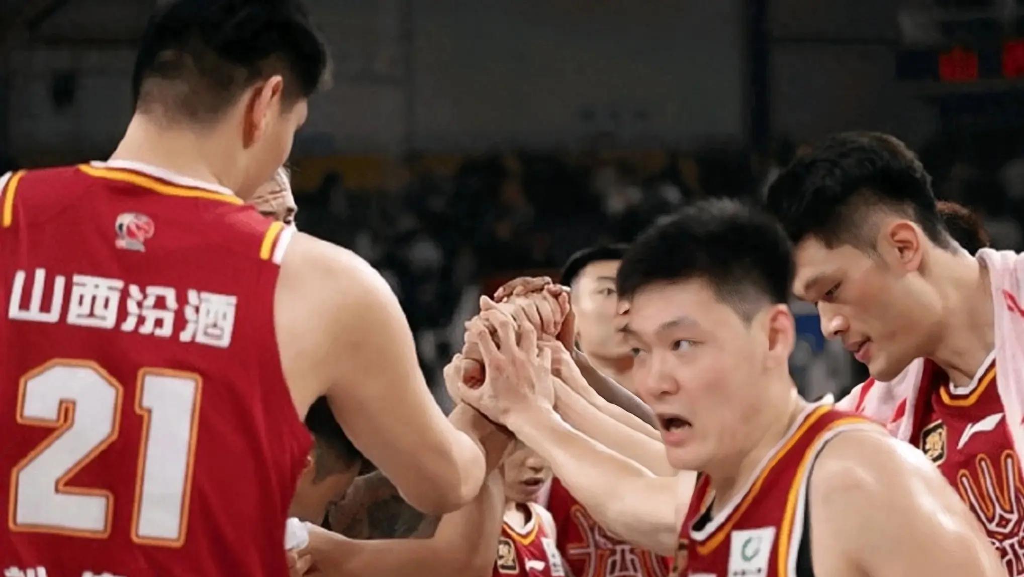 CBA球员赛场上登场表现抢眼(cba球员赛场上登场表现抢眼吗) CBA球员赛场上登场表现抢眼(cba球员赛场上登场表现抢眼吗)