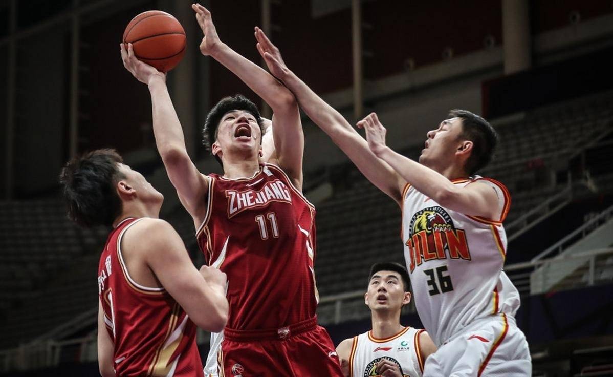 爱游戏在线-关于资深评论员:职业篮球联赛将打破传统,迎接全新挑战的信息