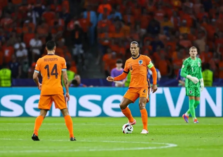 包含荷兰客场不敌西班牙,积分落后对手的词条 包含荷兰客场不敌西班牙,积分落后对手的词条