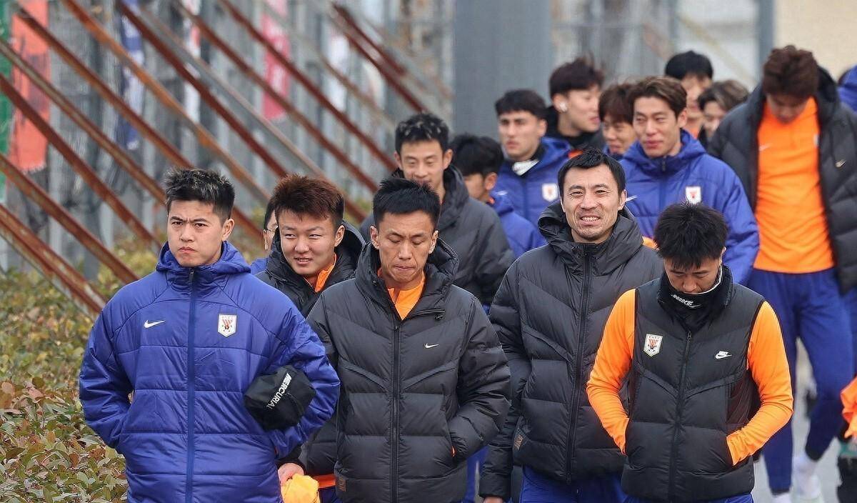 爱游戏中国官网-泰山阵容不整,连战告负的简单介绍