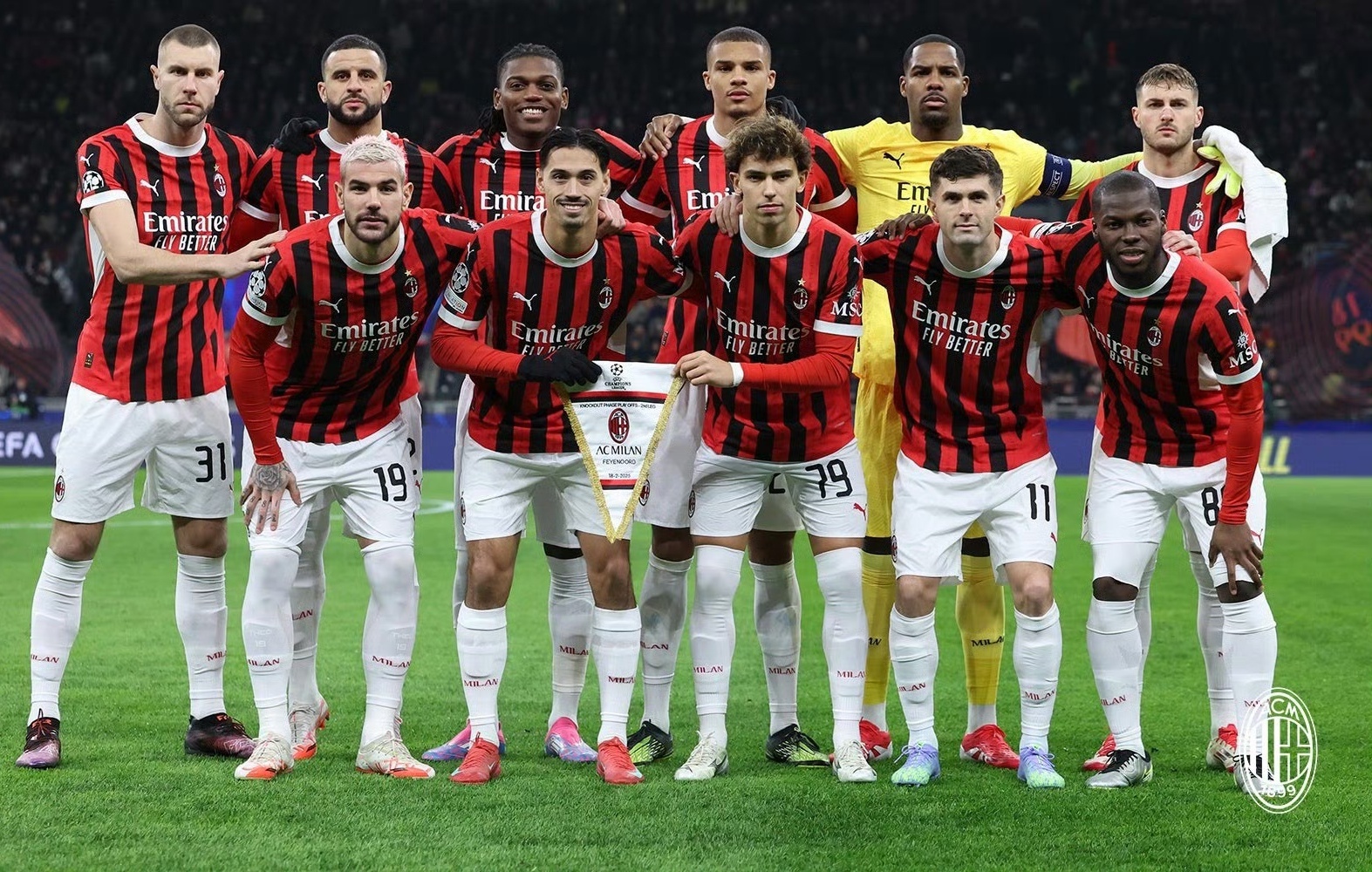 爱游戏体育平台-欧预赛赛场激烈对抗，球员拼搏精神备受肯定的简单介绍