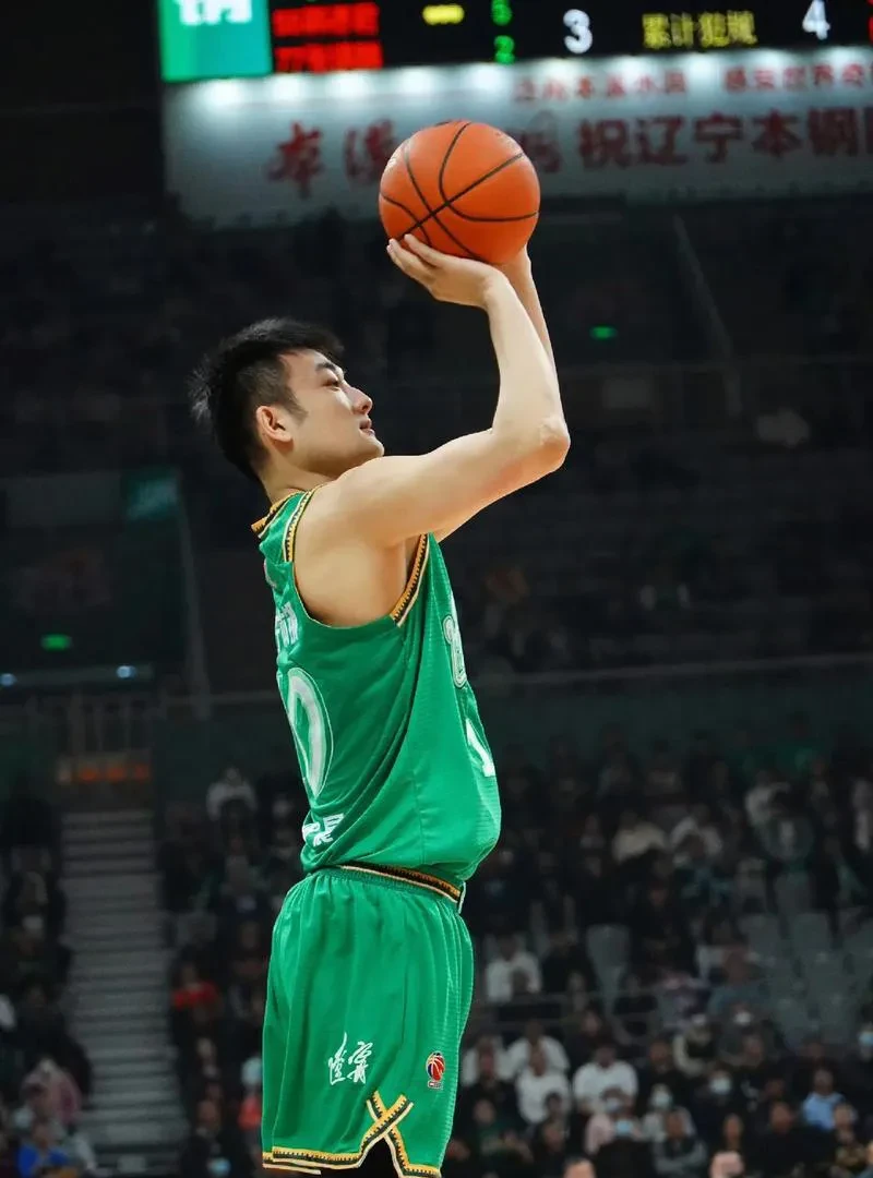 爱游戏官方入口-辽宁队全场碾压全国篮球锦标赛,如同剧本杀再现,绝杀的简单介绍