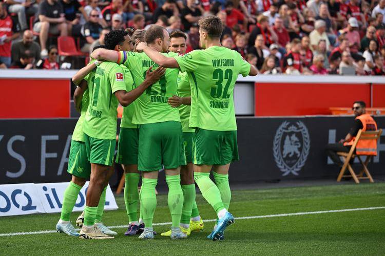 爱游戏体育官网-敢斯勒斯鲁根客场输球,德甲抢分计划遇挫