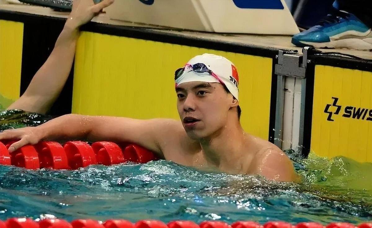 美国游泳选手再次刷新世界纪录 美国游泳选手再次刷新世界纪录