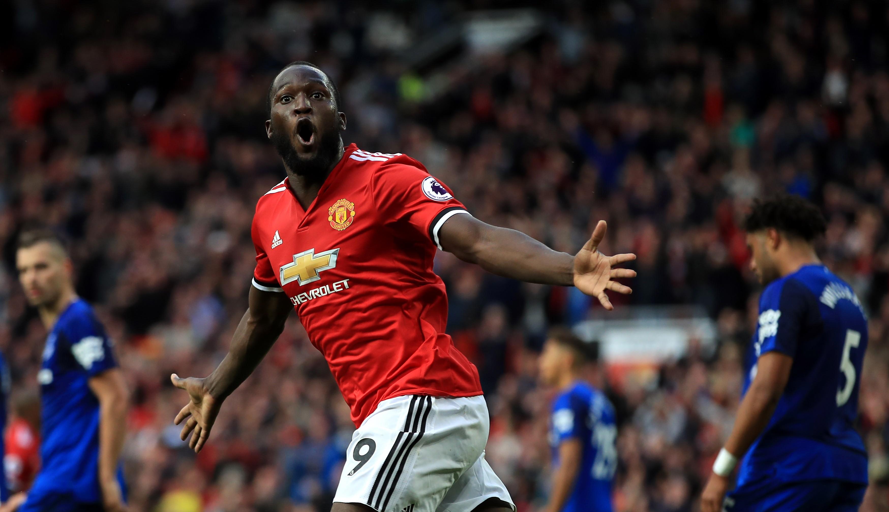 包含那不勒斯中场核心缺席，对球队影响巨大的词条