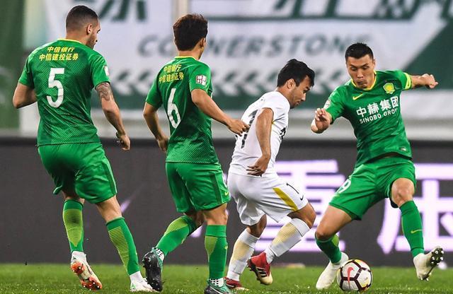 北京中赫国安连续平局,争冠形势岌岌可危 北京中赫国安连续平局,争冠形势岌岌可危
