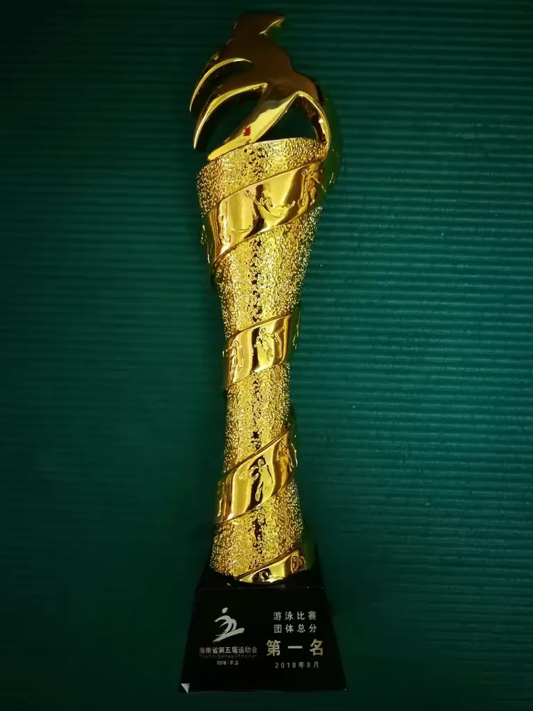 爱游戏网页版入口-匈牙利队无惧一切，勇摘欧洲杯八强鲜花