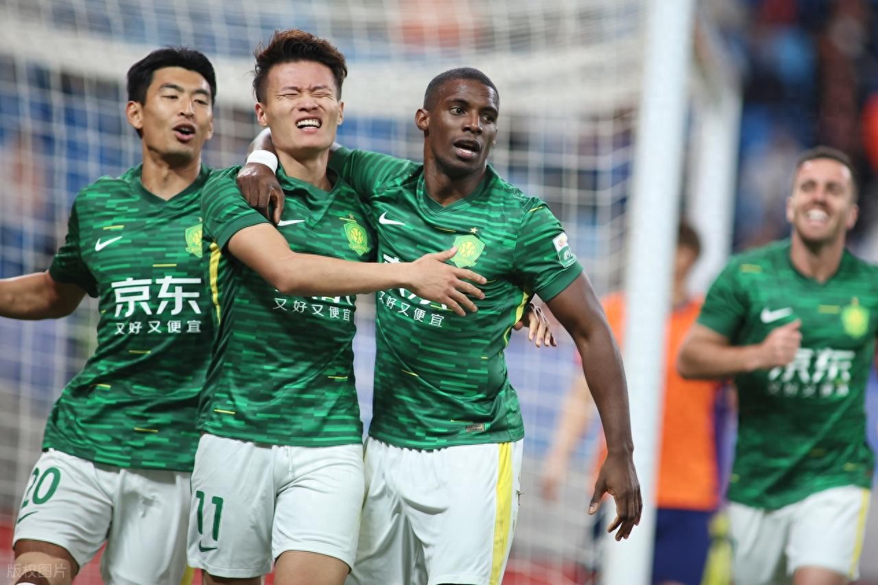 爱游戏官网入口-强强对话！富力对阵国安，中超豪门交锋燃爆球场的简单介绍