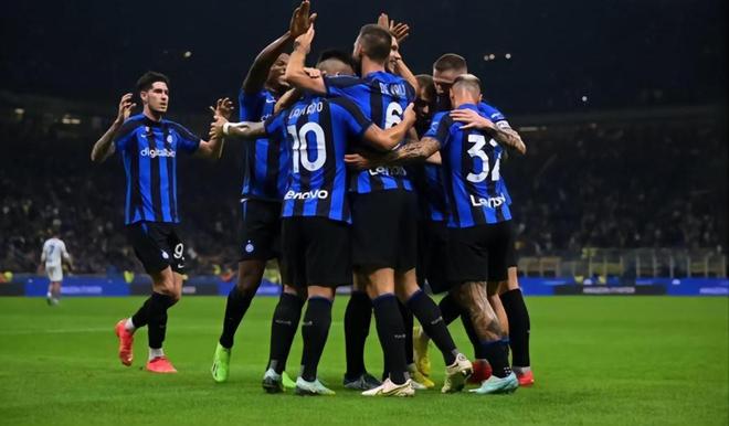 包含罗马客场告捷,紧咬积分榜前四的词条 包含罗马客场告捷,紧咬积分榜前四的词条