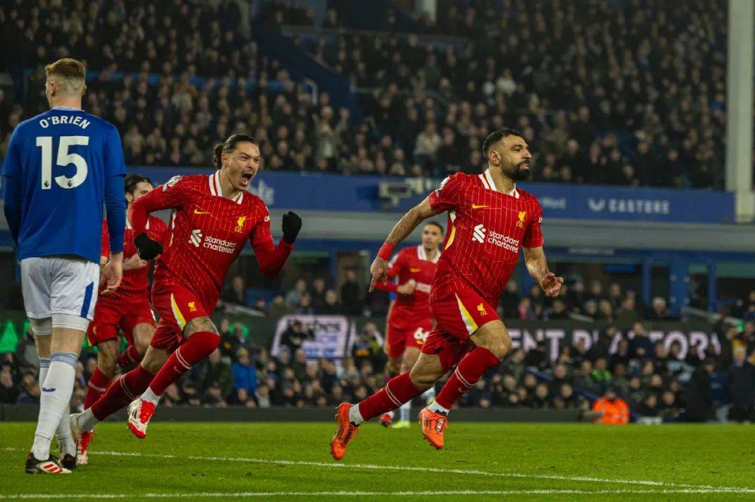 利物浦鏖战获胜,领先地位更加稳固 利物浦鏖战获胜,领先地位更加稳固