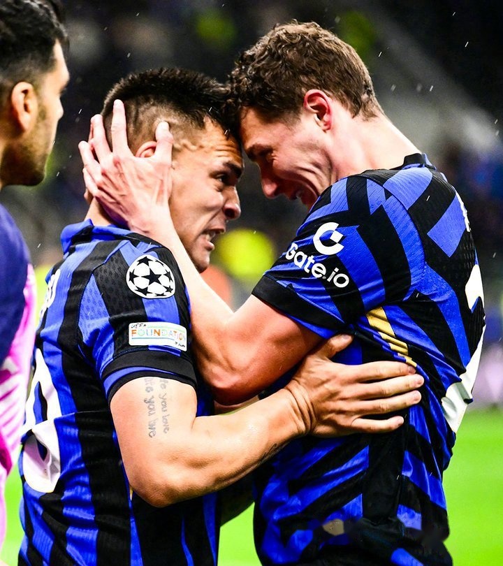 爱游戏入口-关于帕尔马前锋梅开二度，助球队取胜的信息