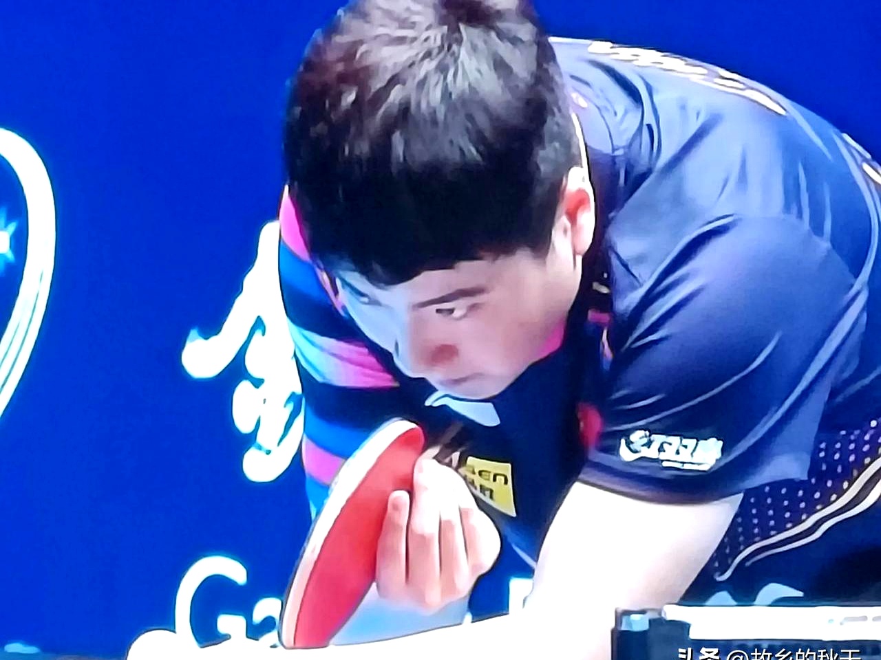 爱游戏体育直播-射击比赛选手意外翻盘取得冠军