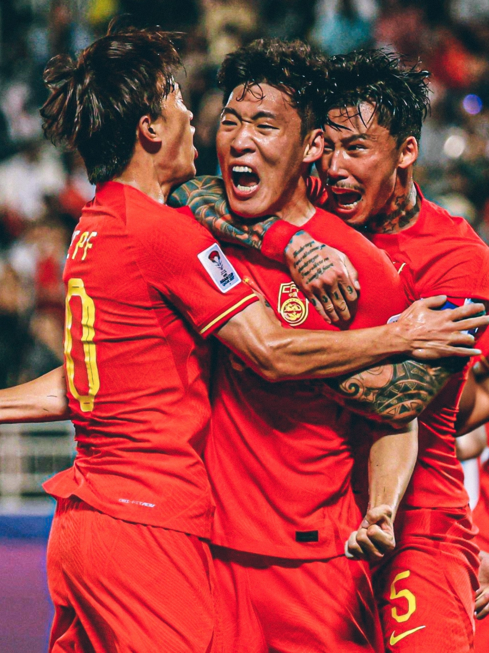 对决火热,足球烽火再上新高的简单介绍 对决火热,足球烽火再上新高的简单介绍