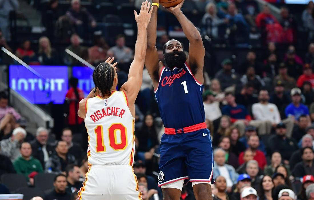 爱游戏官网-快船队遭遇连败，面临艰难挑战的简单介绍