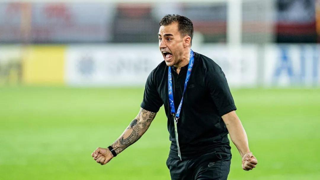 爱游戏app下载-雄鹿队主场奏凯，取得关键胜利